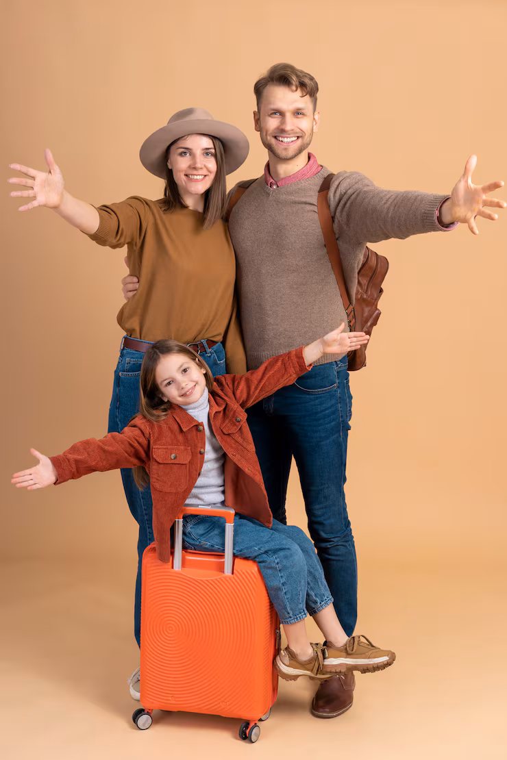 mother father with daughter luggage ready travel 23 2149205284